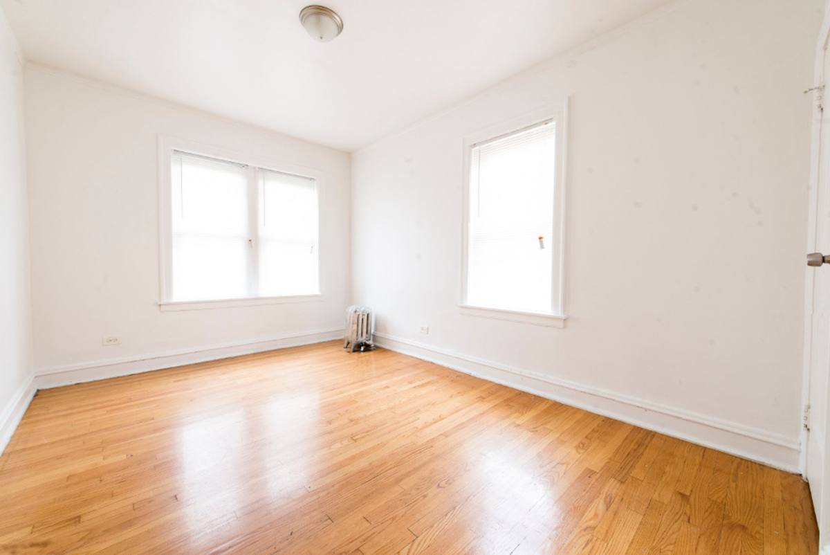 Apartment for rent at 7317 S Chappel, Chicago, IL 60649