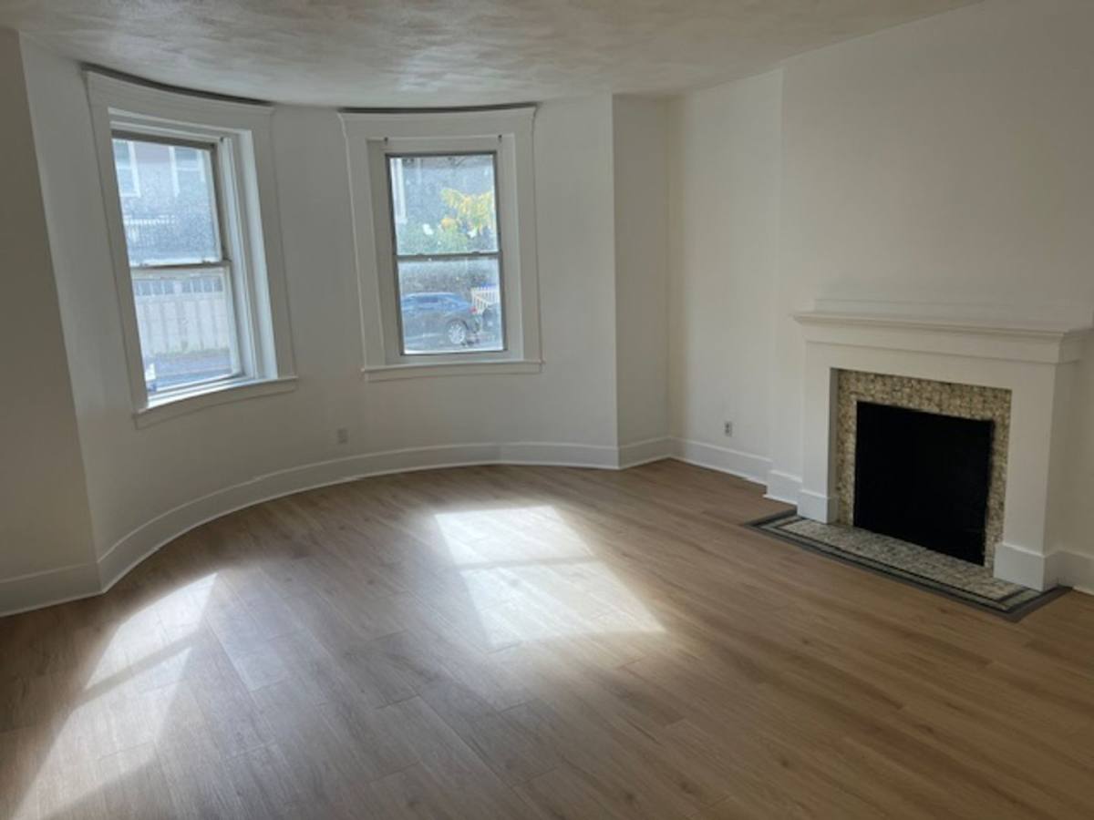 Apartment for rent at 679 Washington St #11, Brookline, MA 02446
