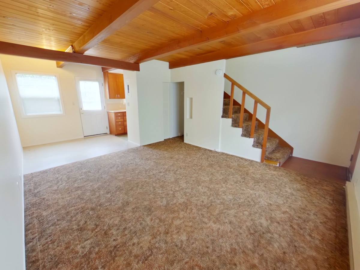 Apartment for rent at 1866, 1870 Onyx St, Eugene, OR 97403