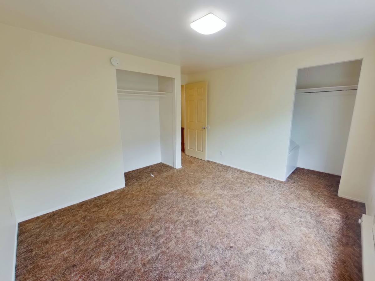 Apartment for rent at 1866, 1870 Onyx St, Eugene, OR 97403