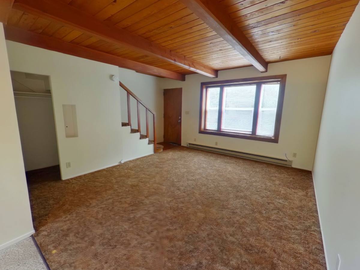 Apartment for rent at 1866, 1870 Onyx St, Eugene, OR 97403