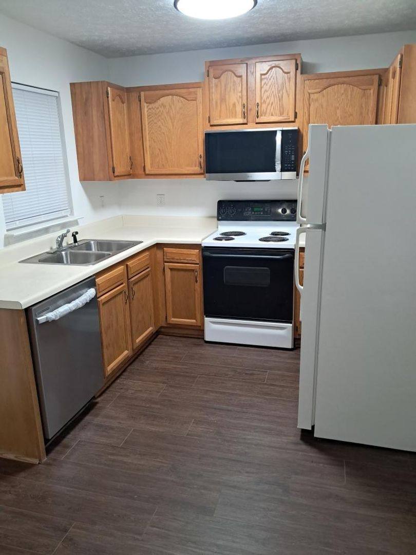 Apartment for rent at 401 Dade St, Crewe, VA 23930