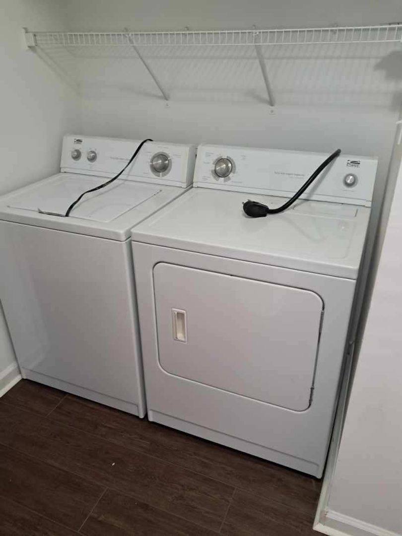 Apartment for rent at 401 Dade St, Crewe, VA 23930
