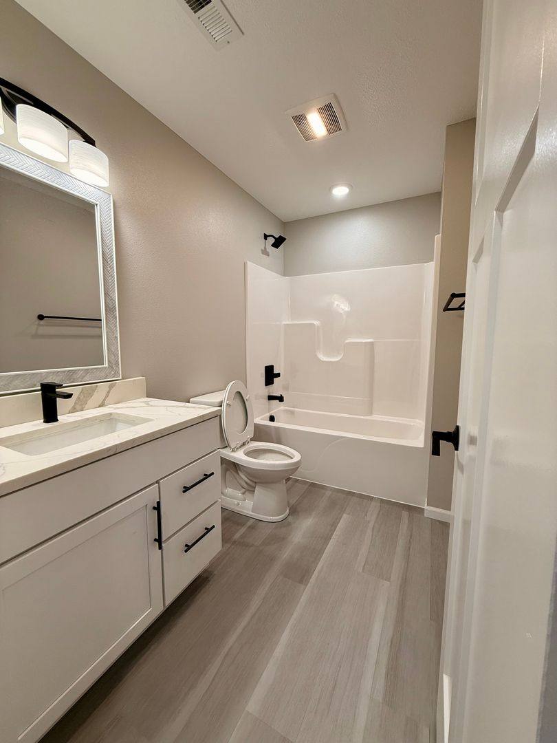 1517 Saint Maria's St, Rolla, MO 65401 - Apartment For Rent - Image 10