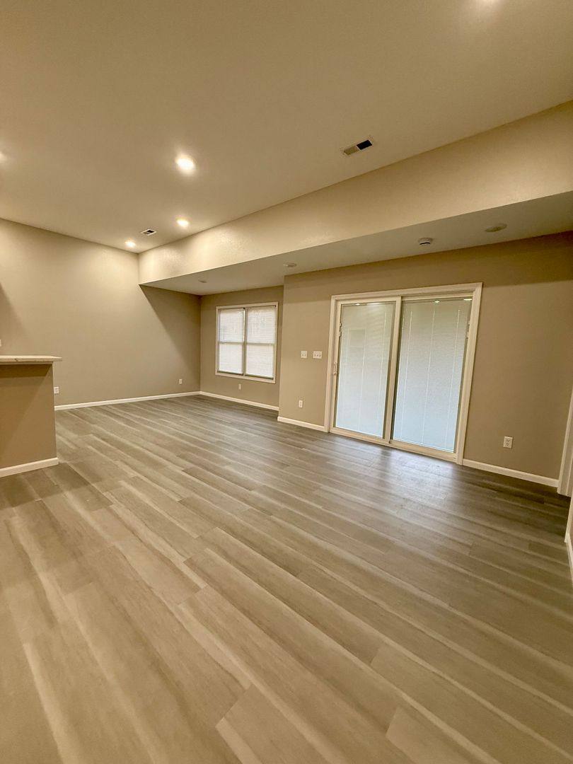 1517 Saint Maria's St, Rolla, MO 65401 - Apartment For Rent - Image 9