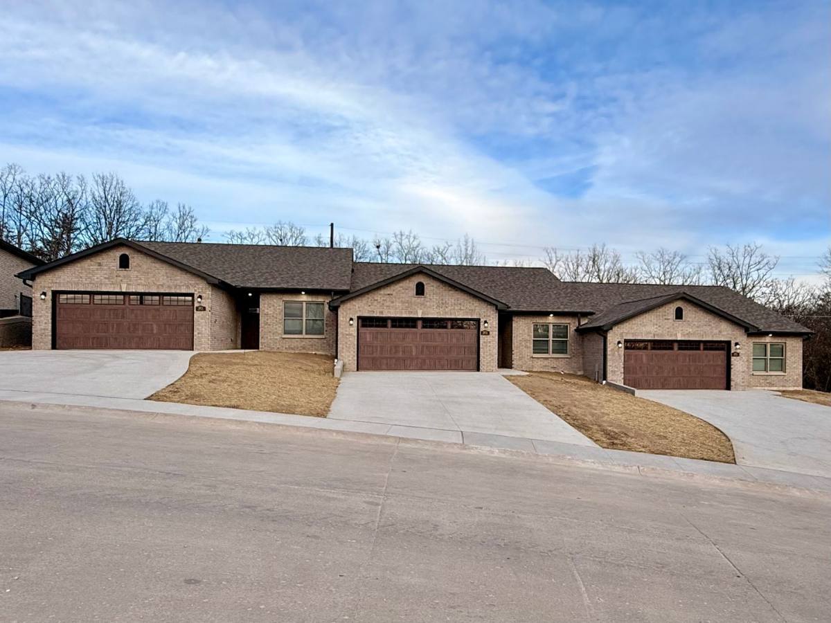 1517 Saint Maria's St, Rolla, MO 65401 - Apartment For Rent - Image 1