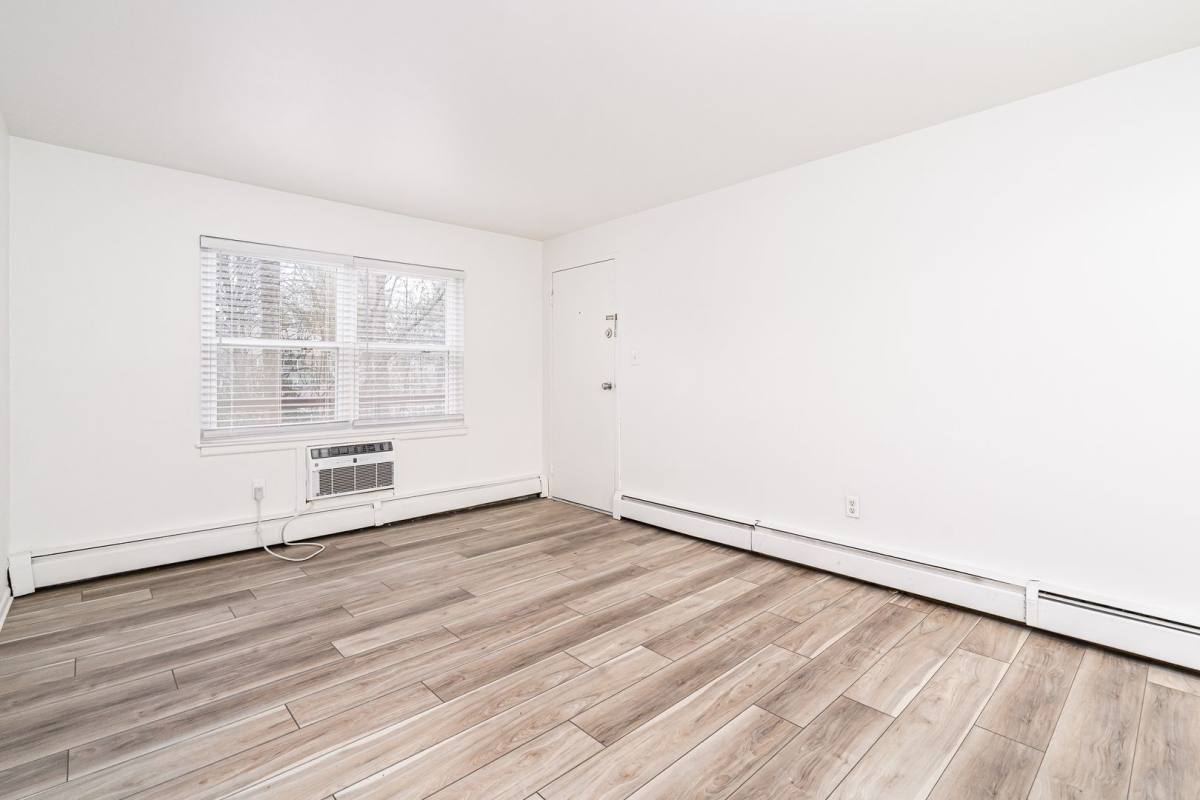 Apartment for rent at 404 Lindsay Court, Louisville, KY 40206