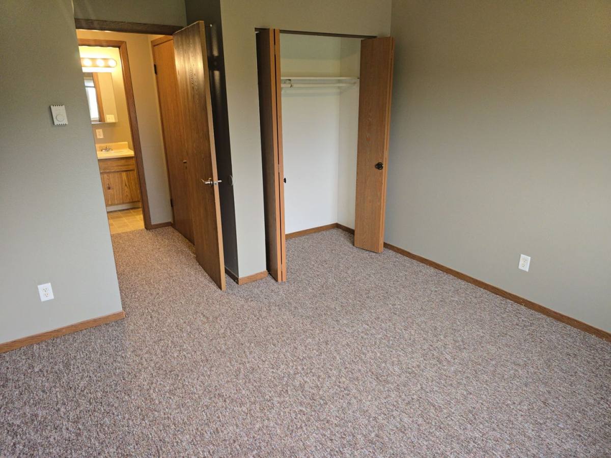 Apartment for rent at 1724 E Milwaukee, Storm Lake, IA 50588