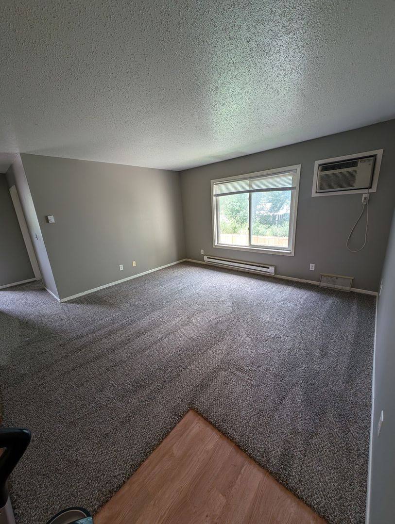Apartment for rent at 1724 E Milwaukee, Storm Lake, IA 50588