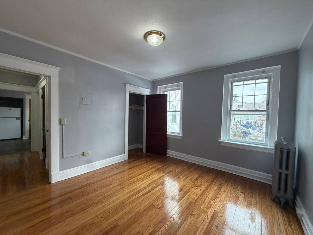 Apartment for rent at 182 Elm St, West Haven, CT 06516