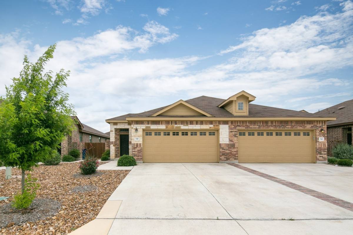Townhouse for rent at 541 Creekside Forest, New Braunfels, TX 78130