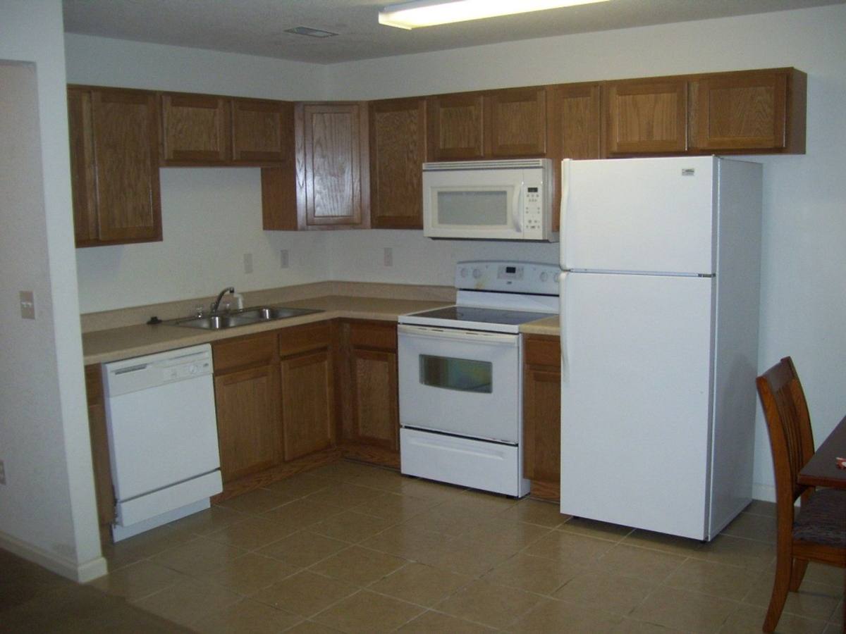Apartment for rent at 16711 Hunters Ridge, Saint Robert, MO 65584