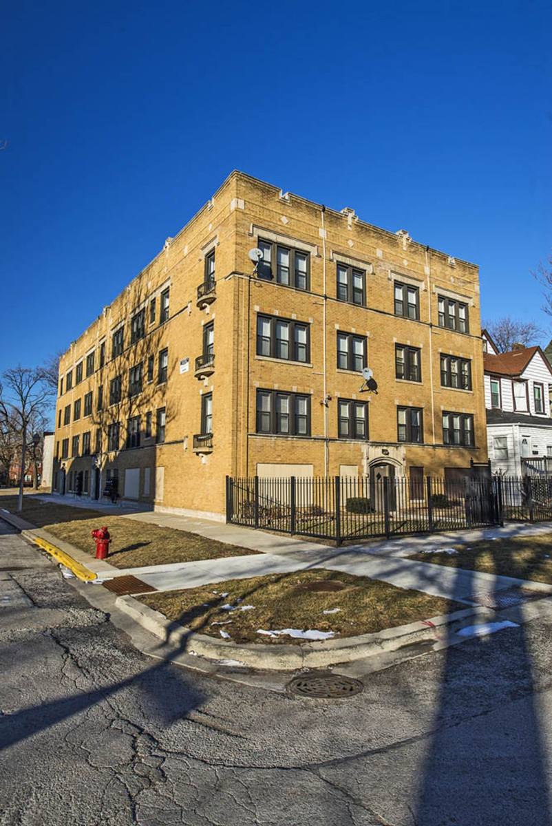 Apartment for rent at 2444 E 74th Place, Chicago, IL 60649