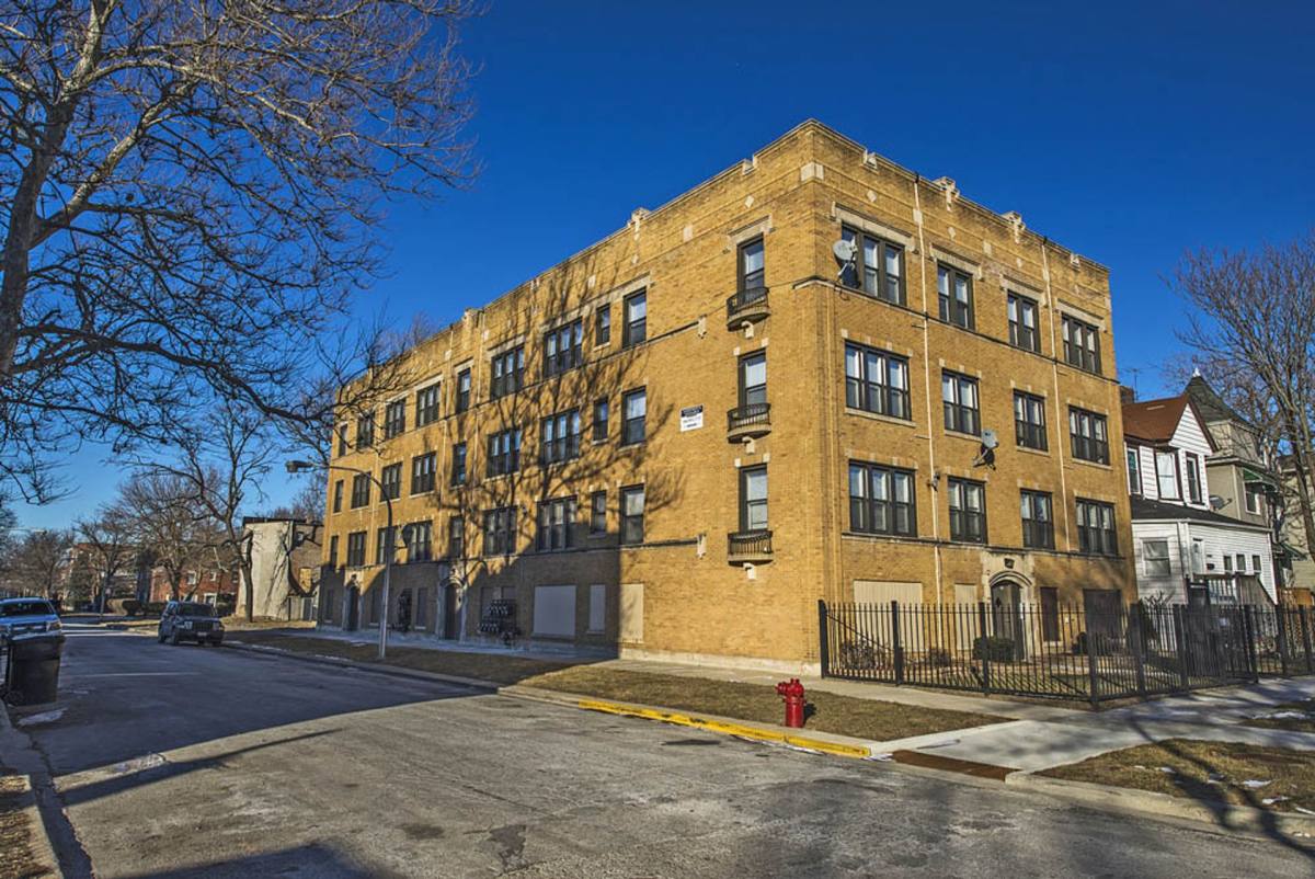 Apartment for rent at 2444 E 74th Place, Chicago, IL 60649