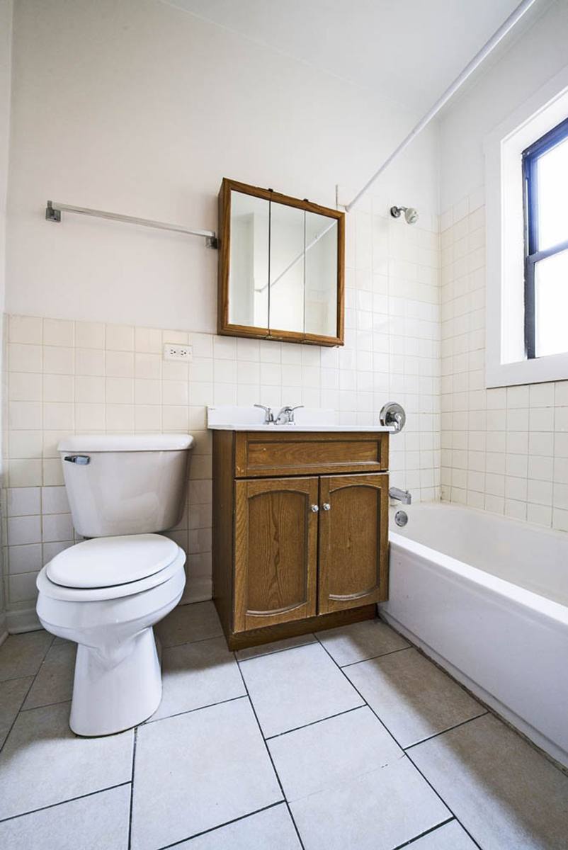 Apartment for rent at 2444 E 74th Place, Chicago, IL 60649