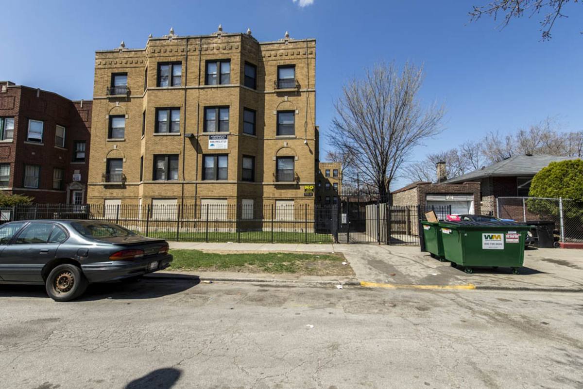 Apartment for rent at 7440 S Phillips Ave, Chicago, IL 60649