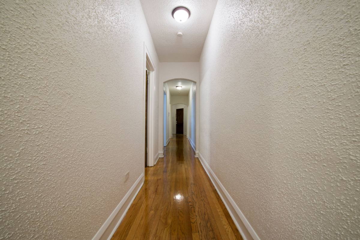 Apartment for rent at 7549-59 S Yates Blvd, Chicago, IL 60649