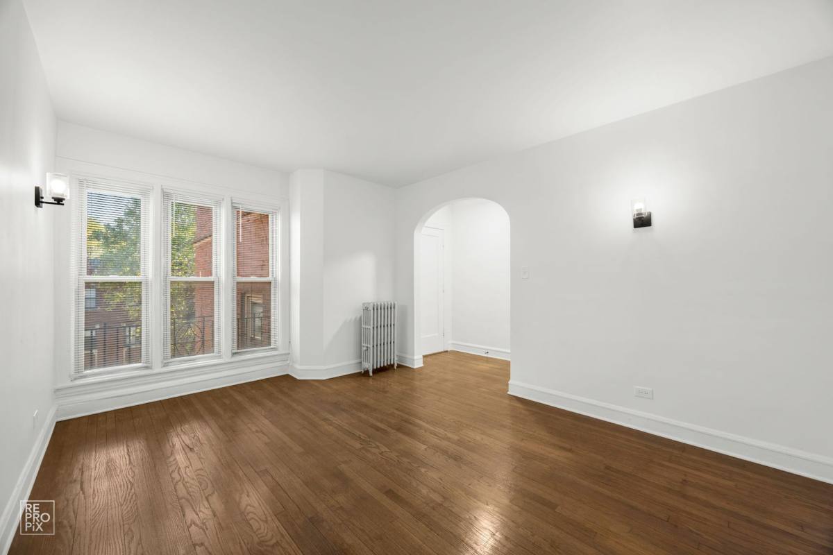 Apartment for rent at 7901-11 S Dobson Ave, Chicago, IL 60619