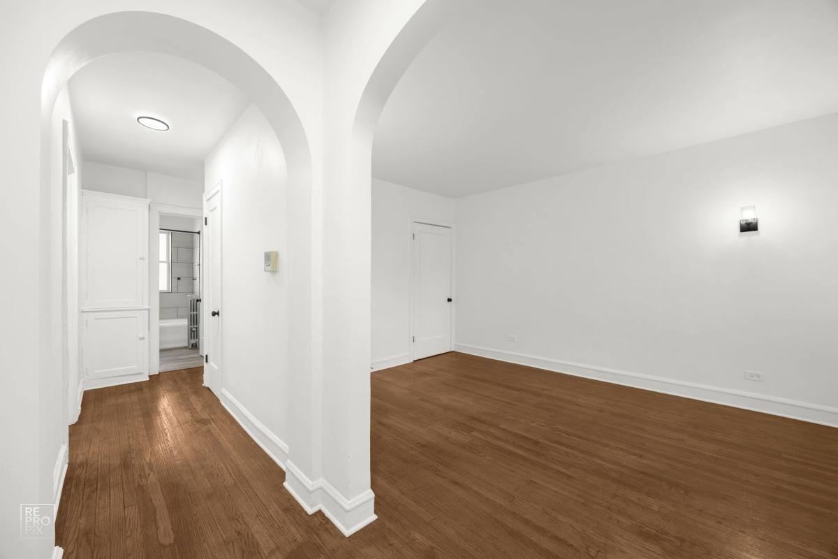 Apartment for rent at 7901-11 S Dobson Ave, Chicago, IL 60619