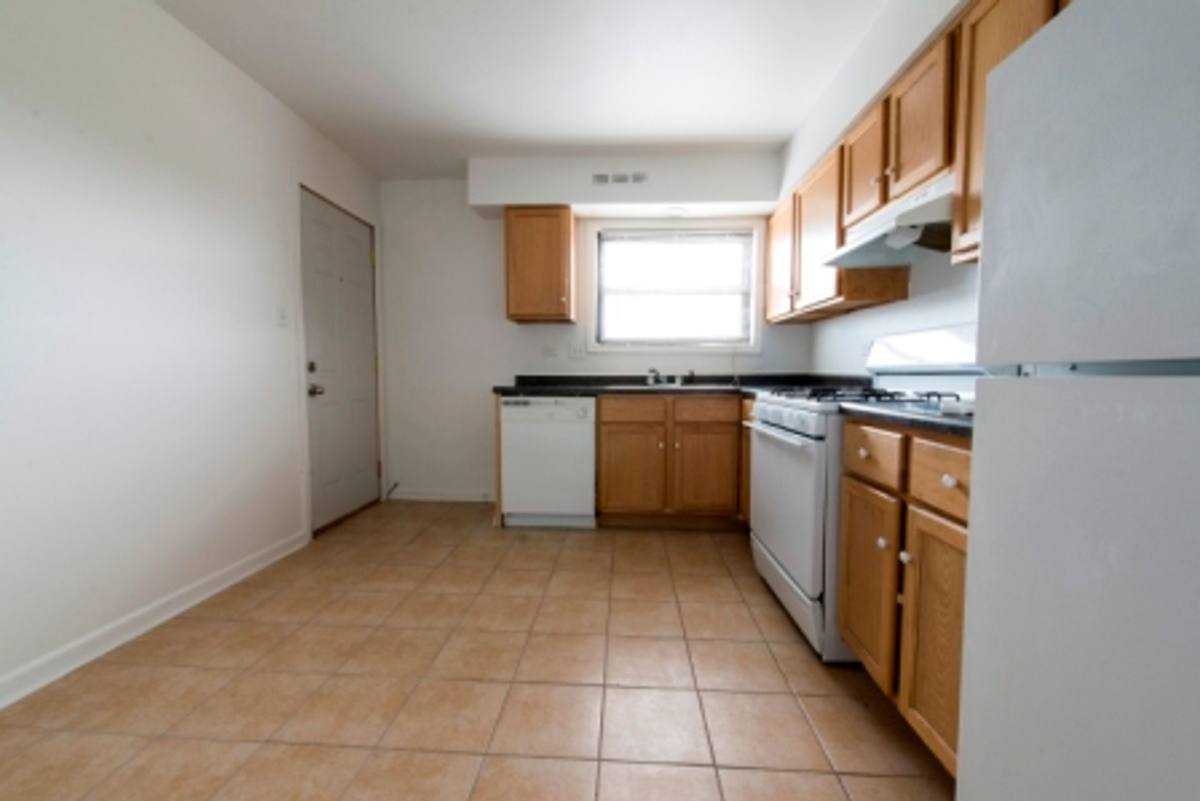 Apartment for rent at 21746 Jeffrey Ave, Chicago Heights, IL 60411