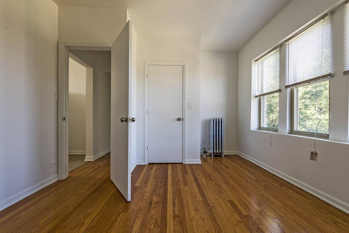 Apartment for rent at 8201 S Drexel Ave, Chicago, IL 60619