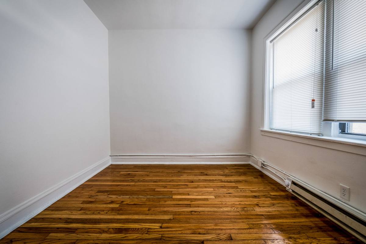 Apartment for rent at 8000 S Ellis Ave, Chicago, IL 60619