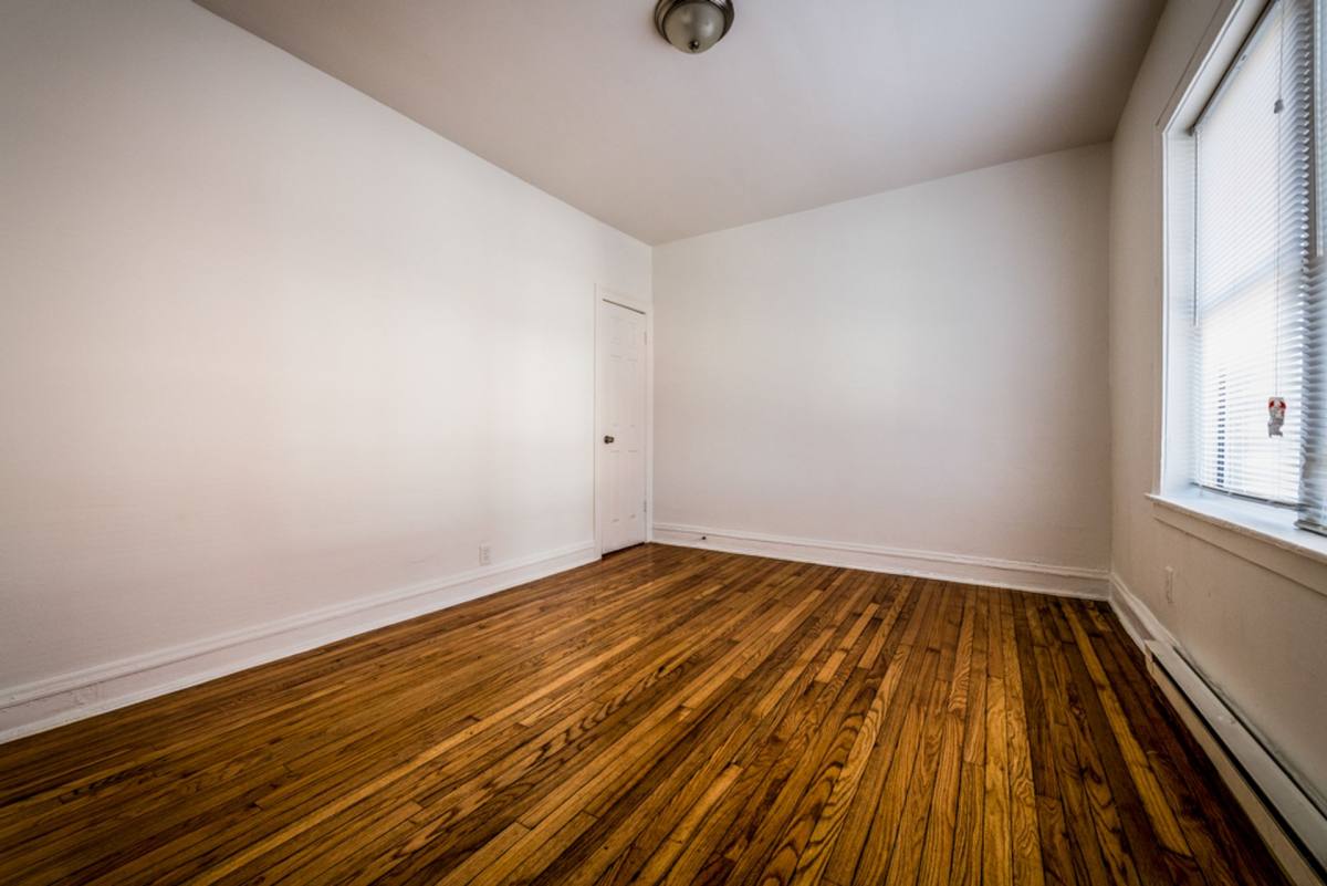 Apartment for rent at 8000 S Ellis Ave, Chicago, IL 60619