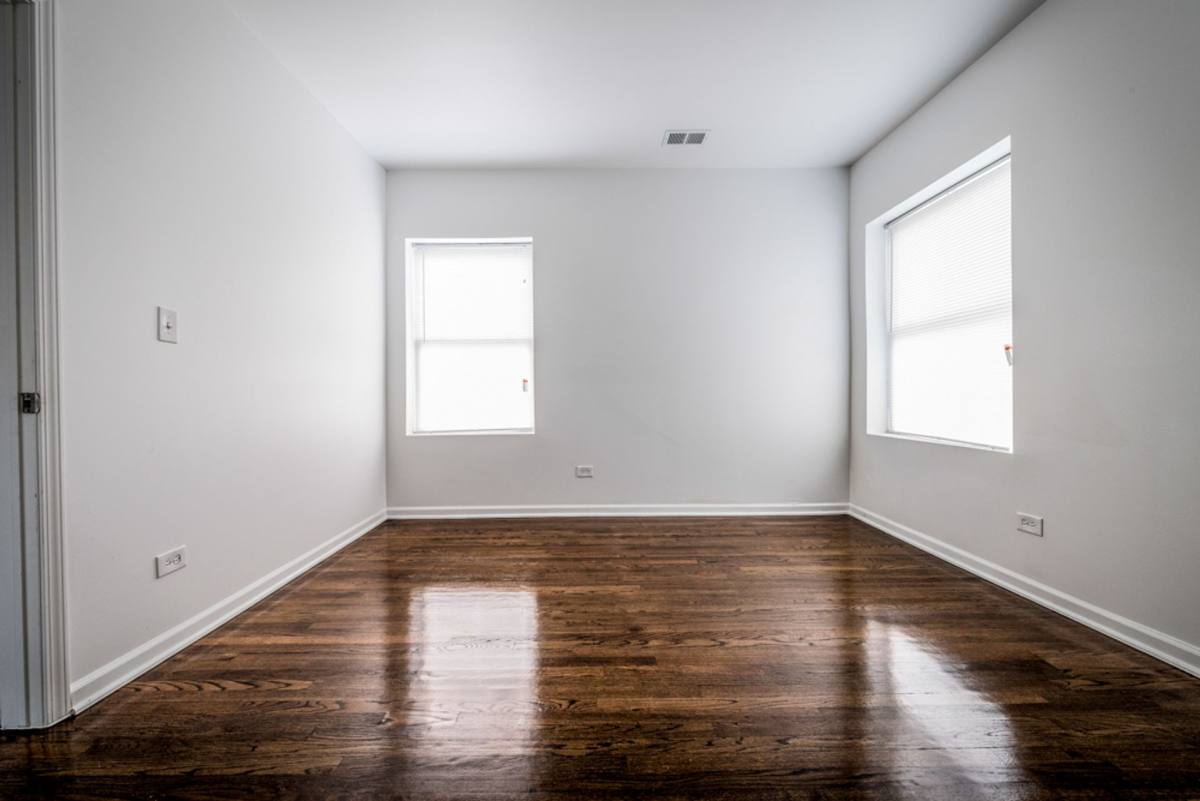 Apartment for rent at 2347-59 E 73rd, Chicago, IL 60649