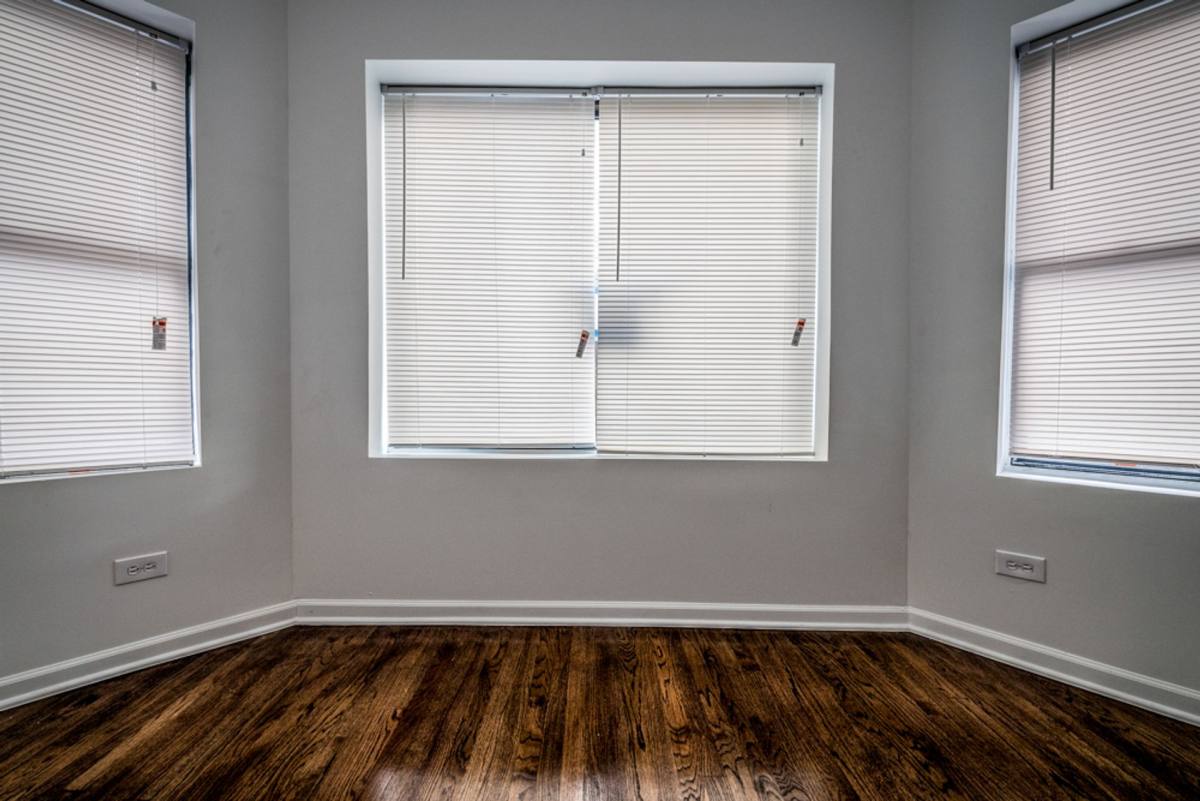 Apartment for rent at 2347-59 E 73rd, Chicago, IL 60649