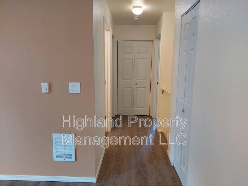 Apartment for rent at 1020 NE B St #7, Pullman, WA 99163