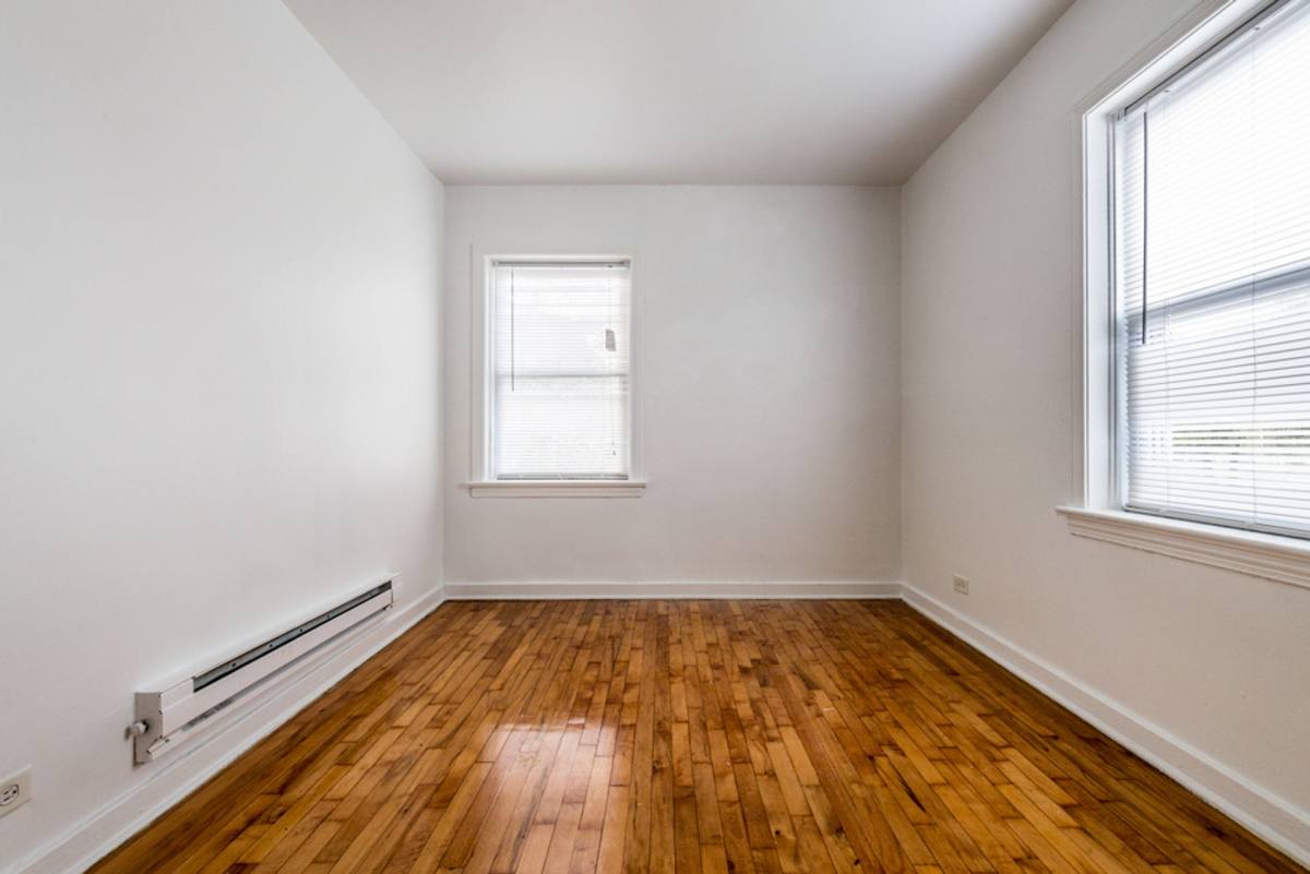 Apartment for rent at 6125-29 S Wabash Ave, Chicago, IL 60637