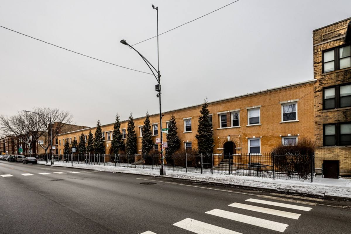 Apartment for rent at 6160-6212 S Martin Luther King Dr, Chicago, IL 60637