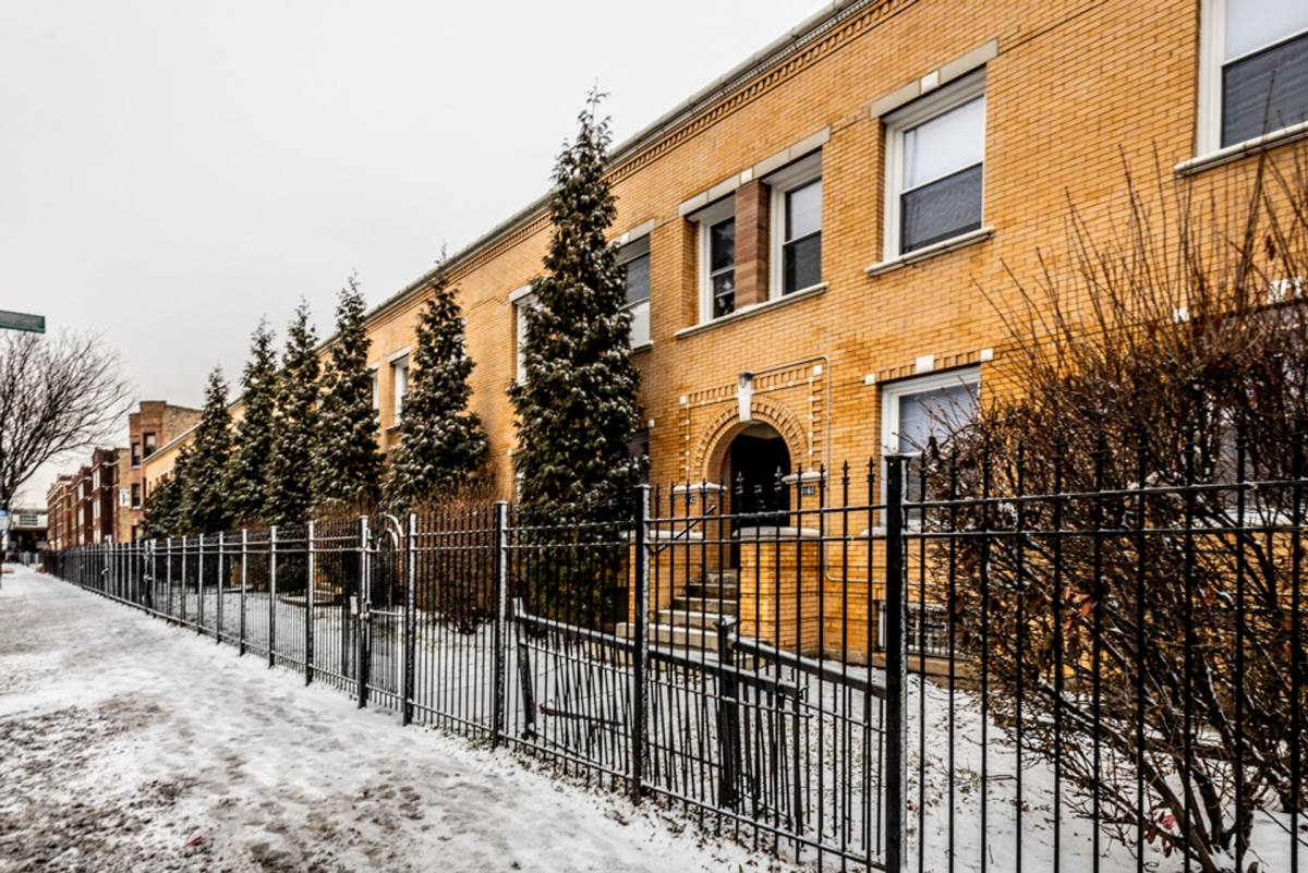 Apartment for rent at 6160-6212 S Martin Luther King Dr, Chicago, IL 60637