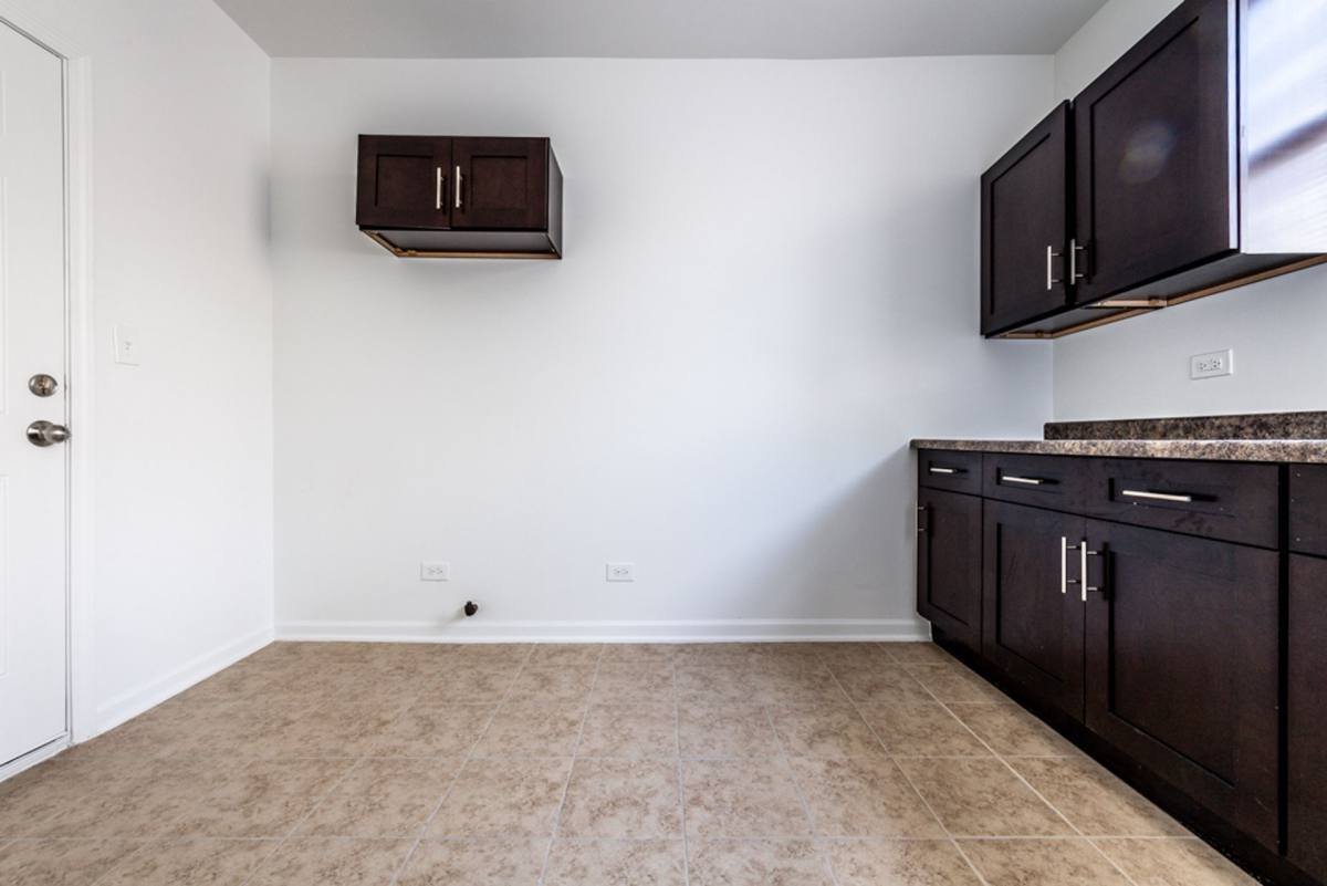 Apartment for rent at 8100-8114 S Essex Ave, Chicago, IL 60617