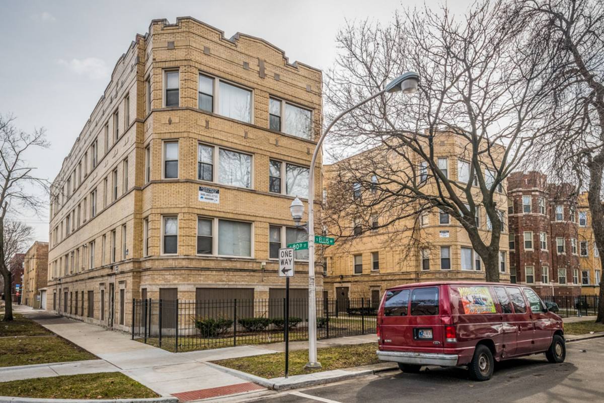 Apartment for rent at 8001-09 S Ellis Ave, Chicago, IL 60619
