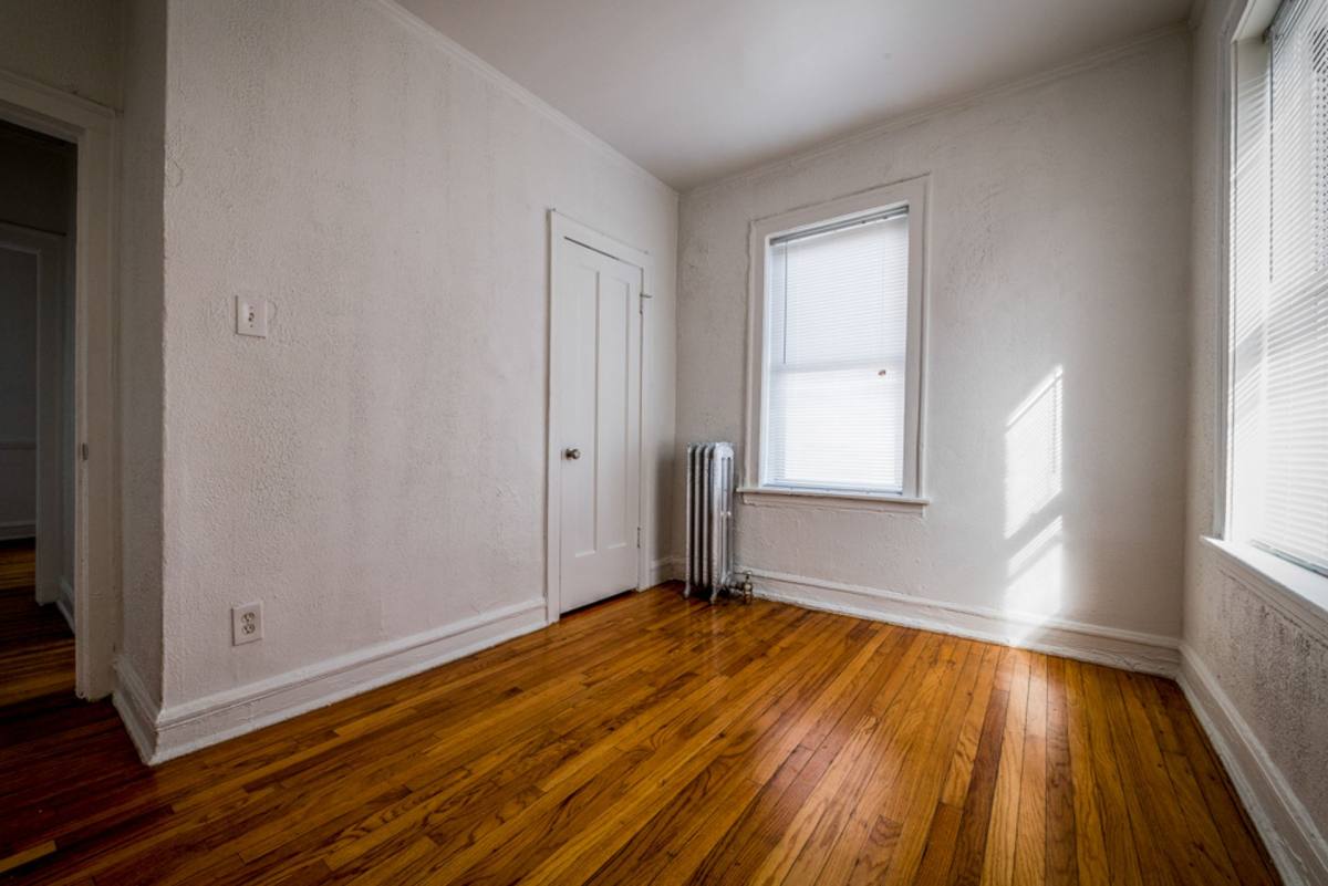 Apartment for rent at 8001-09 S Ellis Ave, Chicago, IL 60619