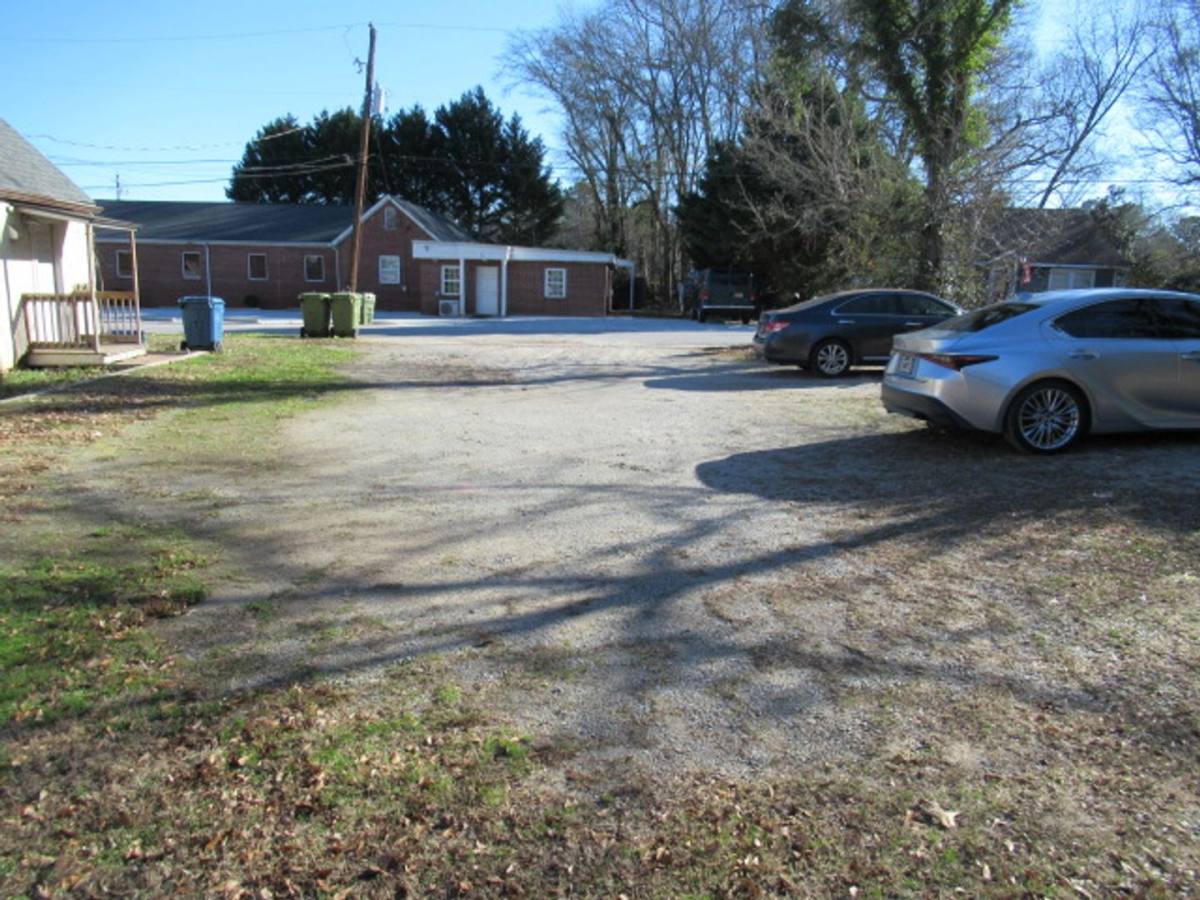 House for rent at 1404 Maple St, Carrollton, GA 30117