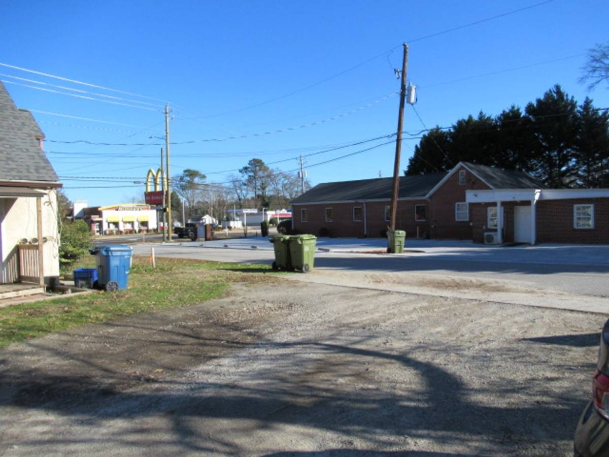 House for rent at 1404 Maple St, Carrollton, GA 30117