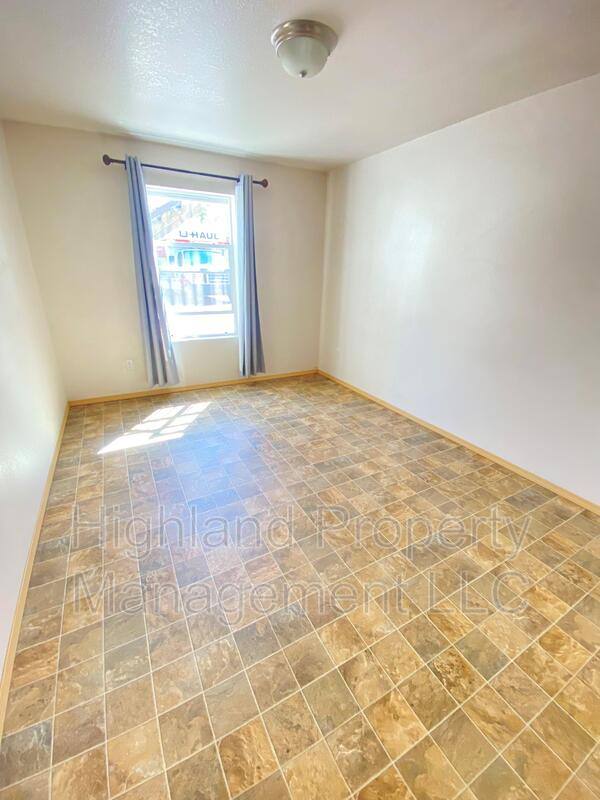 Apartment for rent at 1063 NE B St, Pullman, WA 99163
