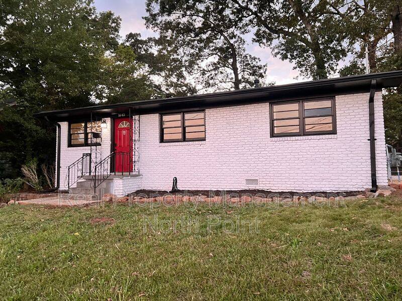 House for rent at 1645 Metropolitan Parkway SW #A, Atlanta, GA 30310