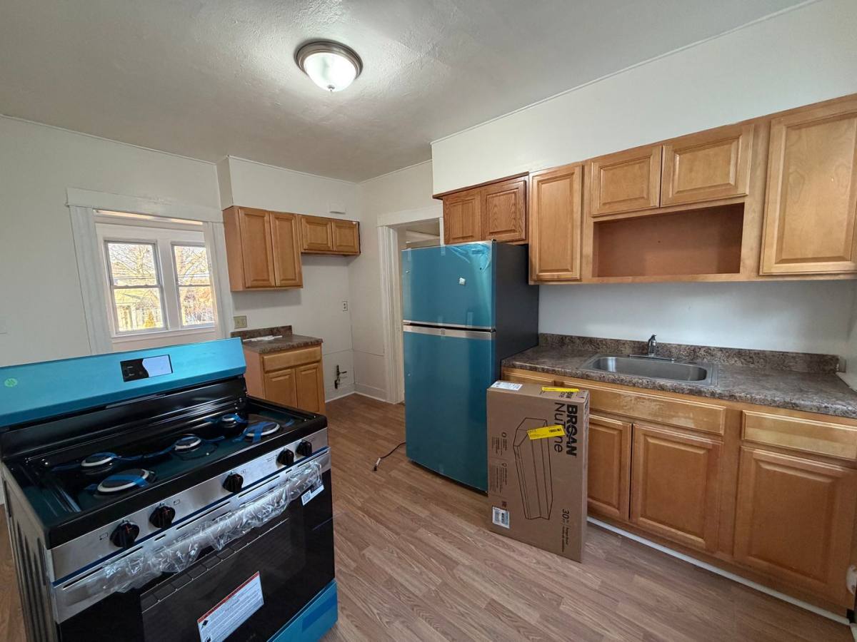 Apartment for rent at 57 Maltby St, New Haven, CT 06513