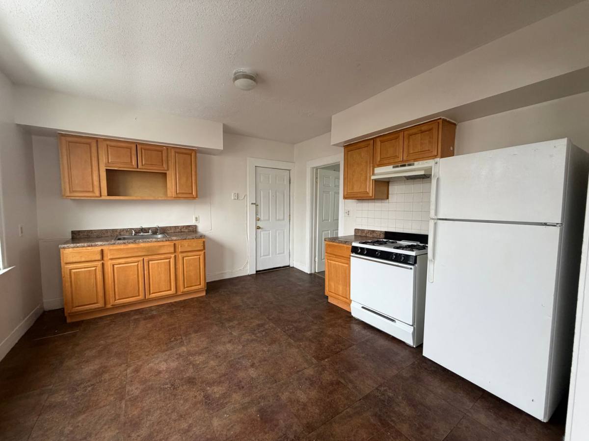 Apartment for rent at 57 Maltby St, New Haven, CT 06513