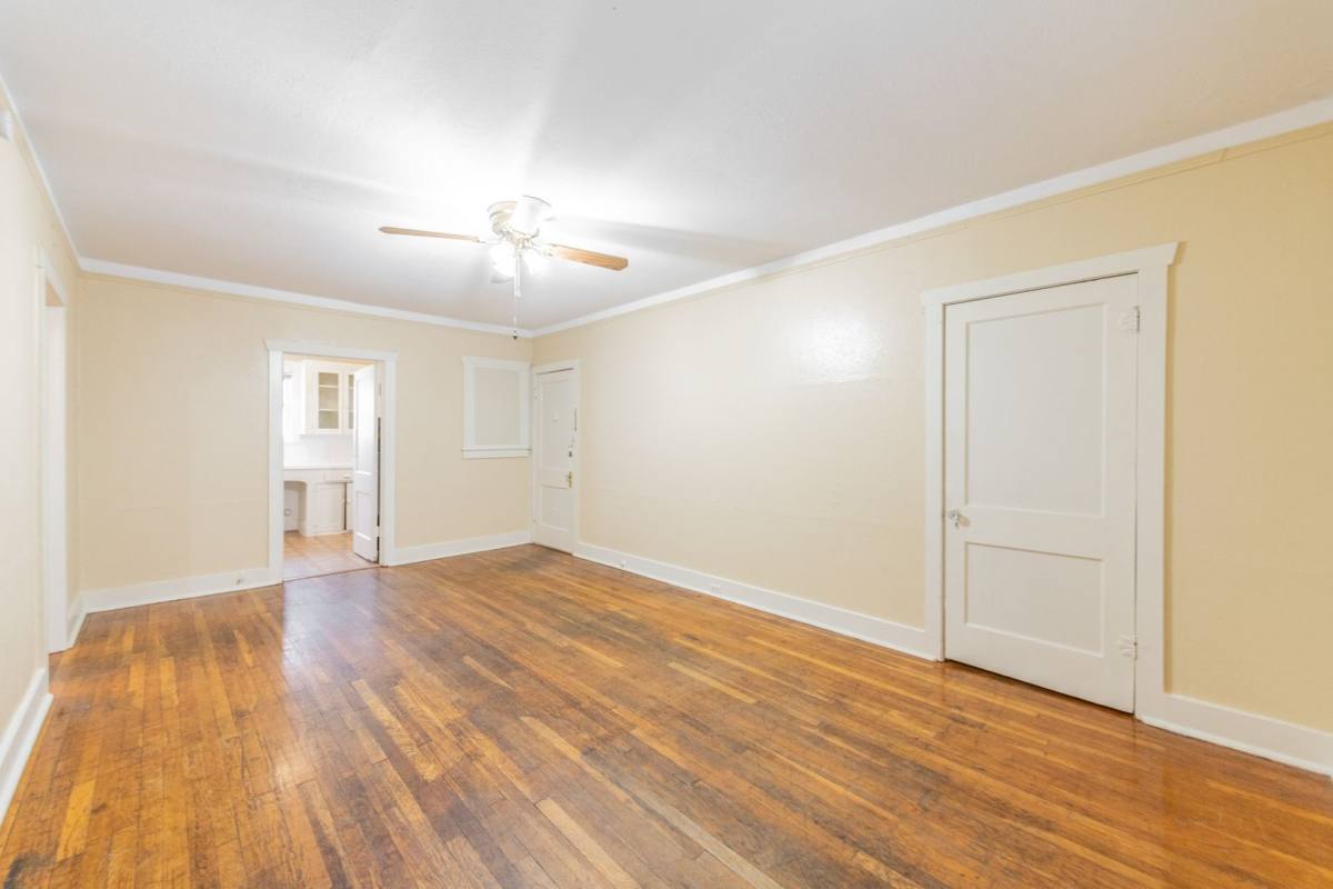 Apartment for rent at 631 E Ashby Place, San Antonio, TX 78212