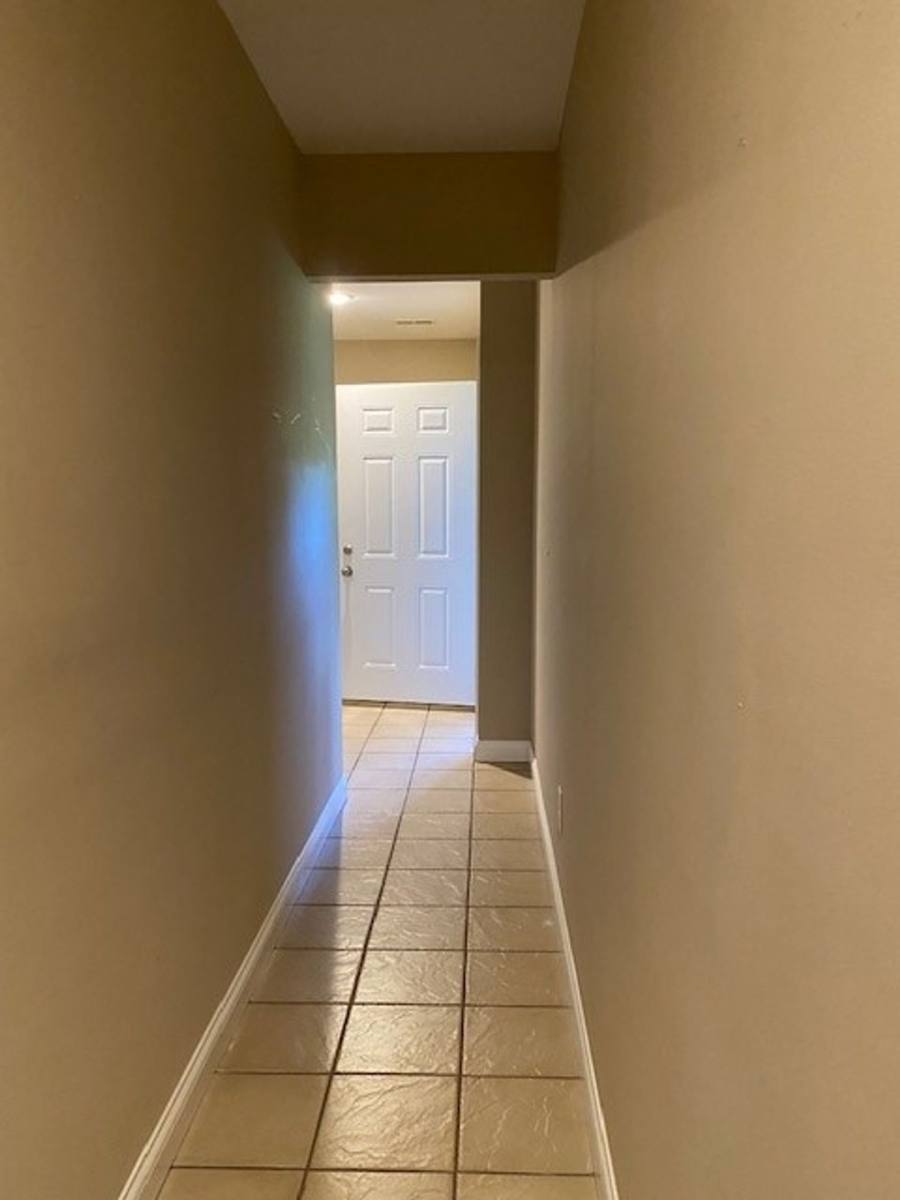 Apartment for rent at 168 E Grande Ave, Johnson City, TN 37601