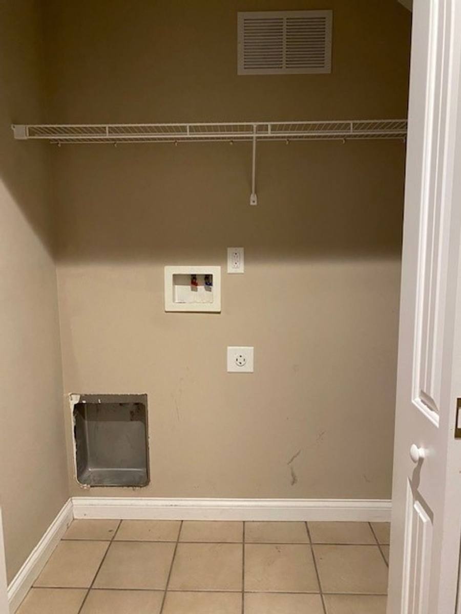 Apartment for rent at 168 E Grande Ave, Johnson City, TN 37601