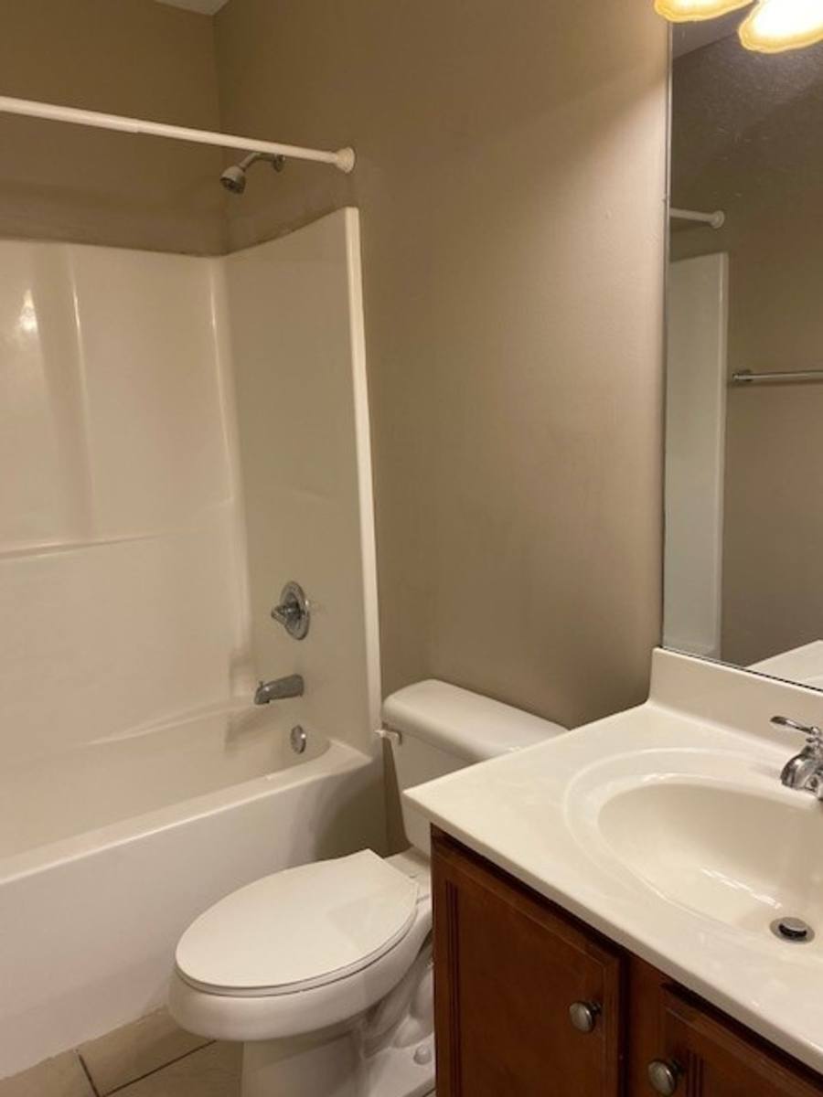 Apartment for rent at 168 E Grande Ave, Johnson City, TN 37601