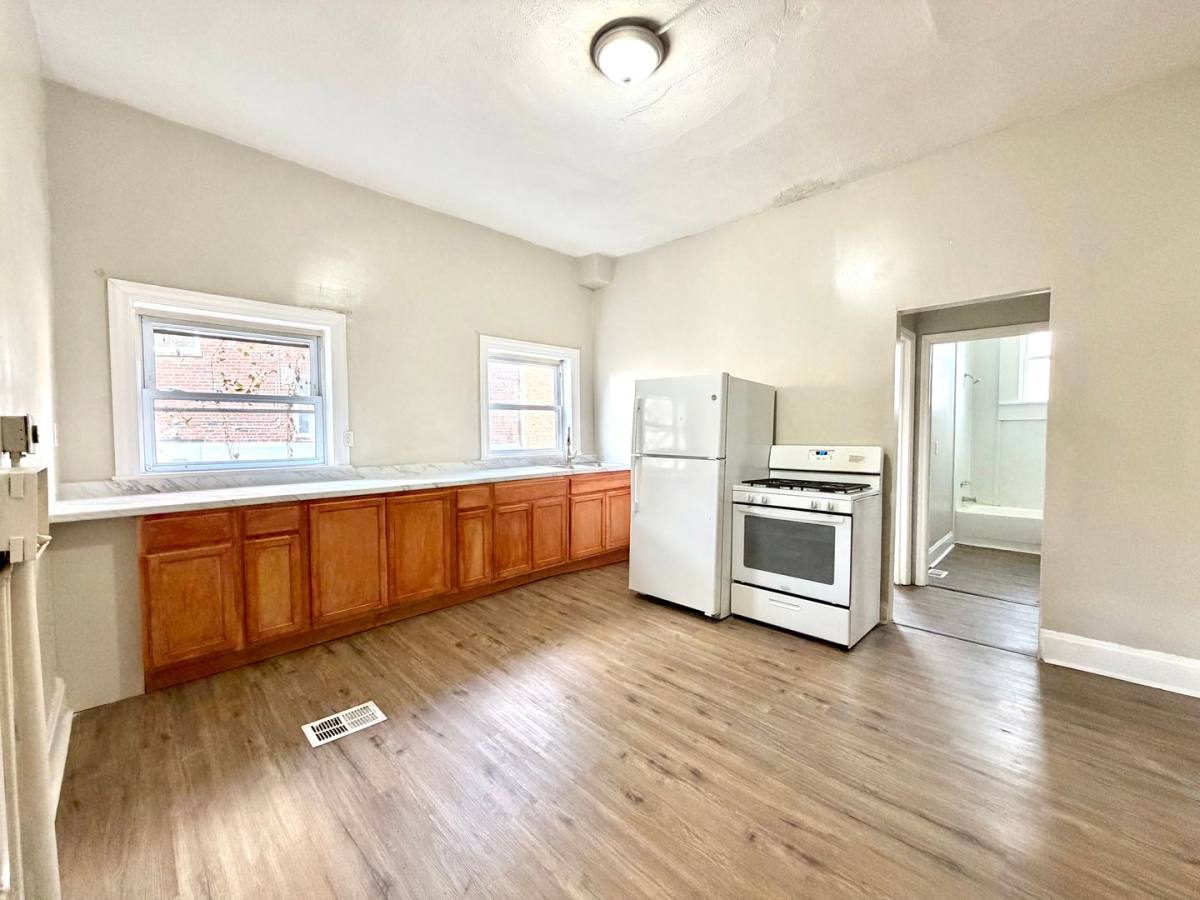 Apartment for rent at 3640 Reading Rd, Cincinnati, OH 45229