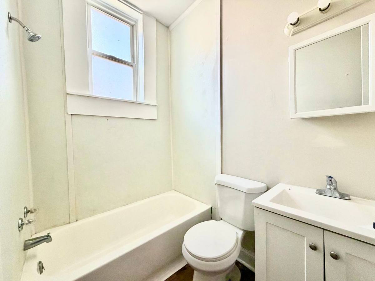 Apartment for rent at 3640 Reading Rd, Cincinnati, OH 45229