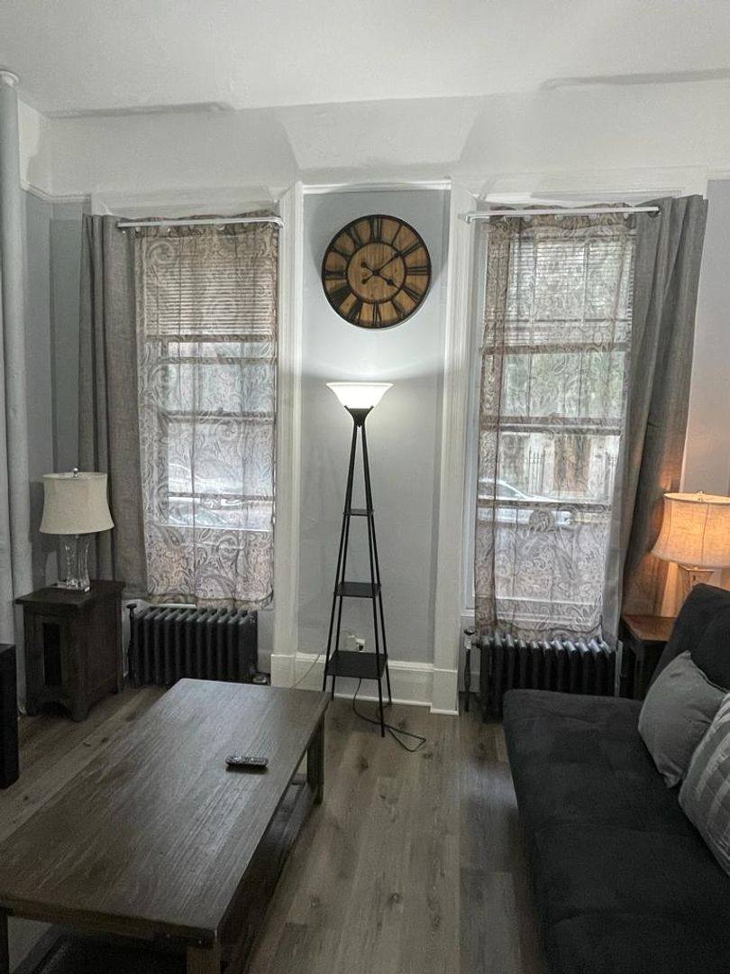 Apartment for rent at 318 State St, Albany, NY 12210
