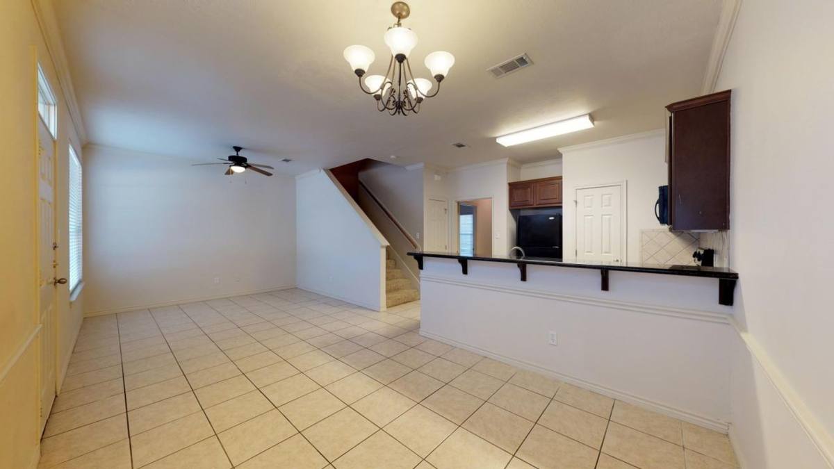 Townhouse for rent at 146 Forest Dr, College Station, TX 77840